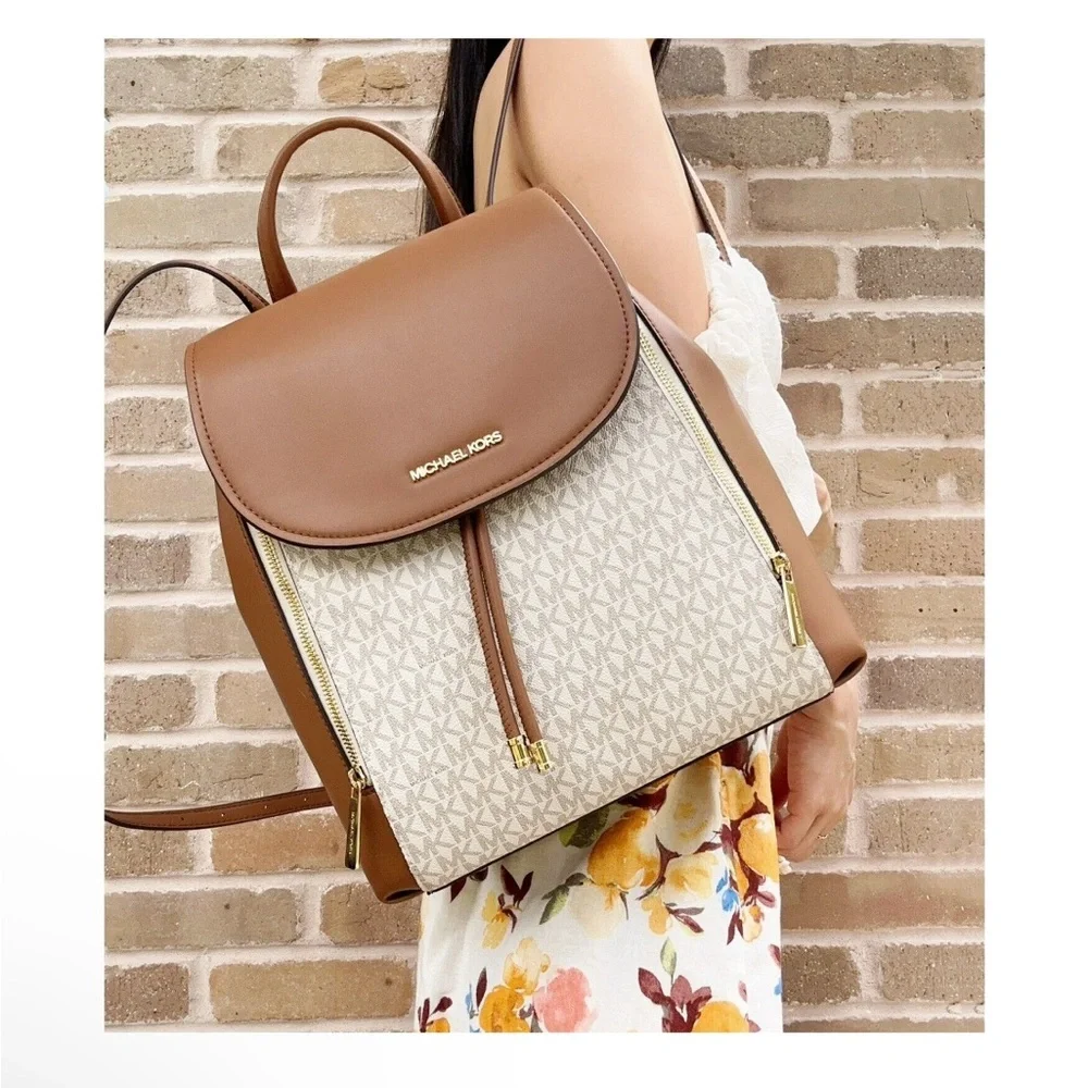 NEW! MICHAEL KORS Phoebe Medium Drawstring Backpack Vanilla